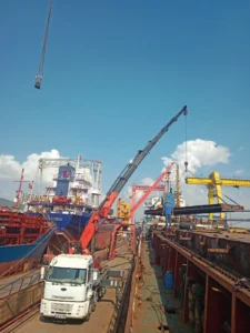 Tuzla Tersane Vinç Çalışması