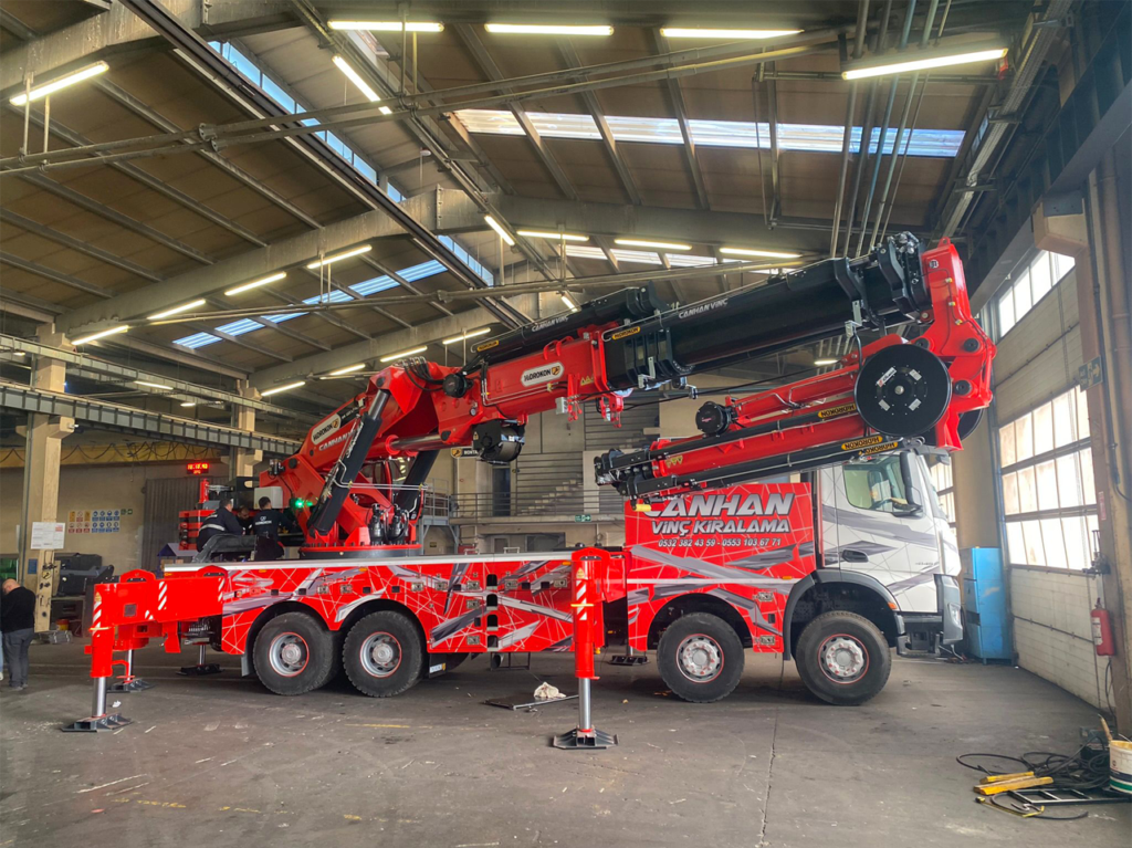 Mobil Vinç ve Sepetli Vinç Kiralama Farkları Nelerdir?